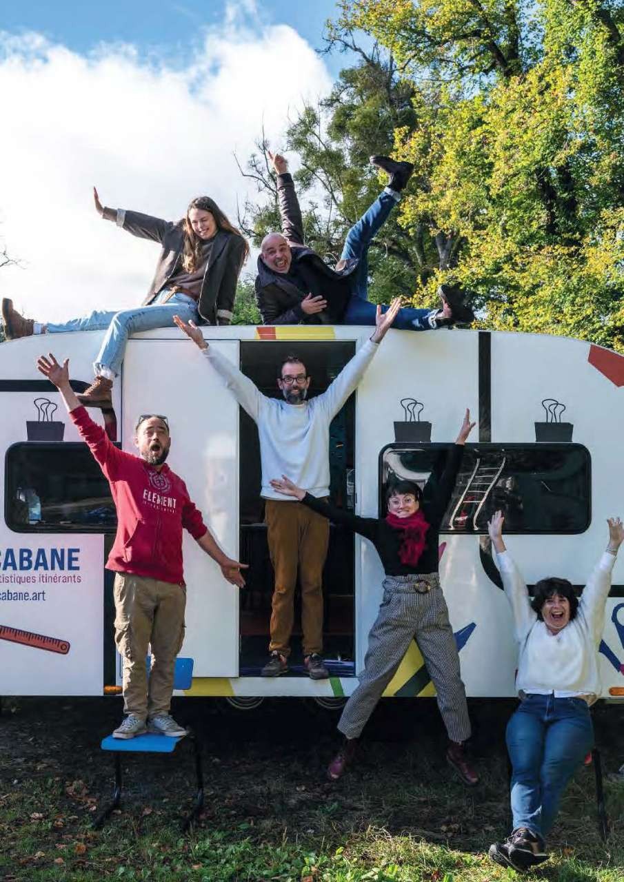 LA CABANE Ateliers artistiques itinérants